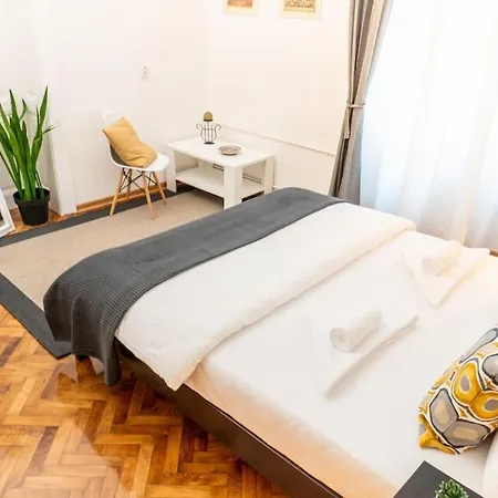 아파트 And Comfy 2bdr Near Parliament 베오그라드